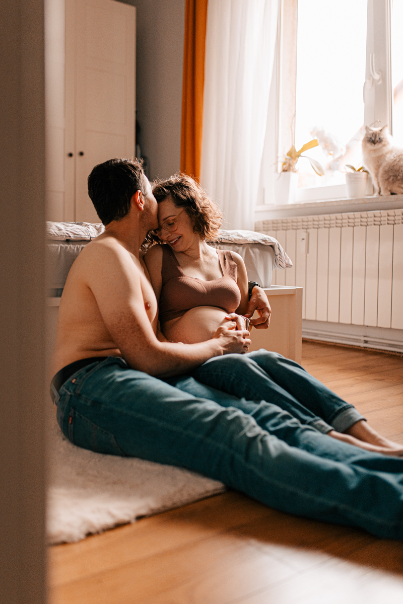Kiedy najlepiej umówić się na sesję ciążową? (Kraków • Skawina •&nbsp;okolice)
